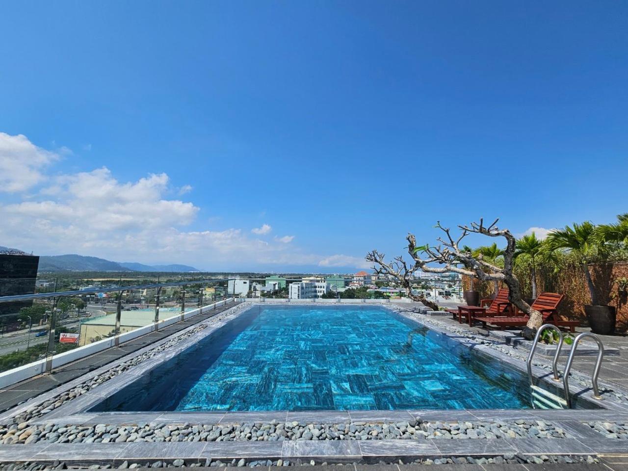 Mtr Apartment & Hotel Дананг Экстерьер фото